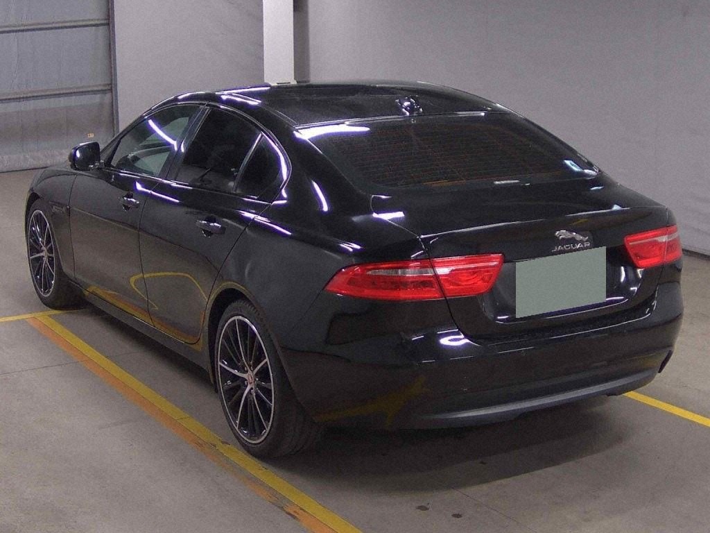 2016 Jaguar XE