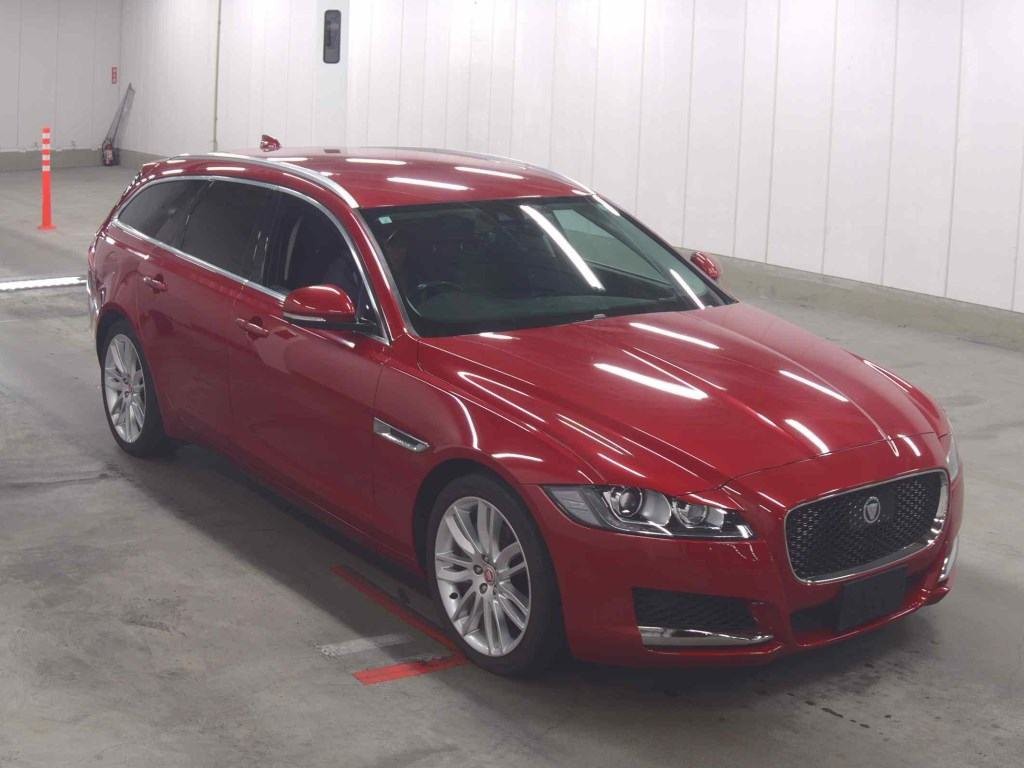 2019 Jaguar XF