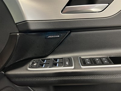 2019 Jaguar XF - Thumbnail