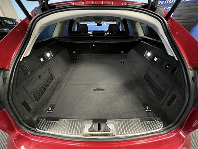 2019 Jaguar XF - Thumbnail