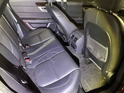 2019 Jaguar XF - Thumbnail