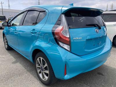 2018 Toyota Aqua - Thumbnail