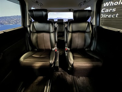 2018 Nissan Elgrand - Thumbnail