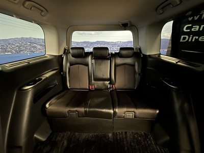 2018 Nissan Elgrand - Thumbnail