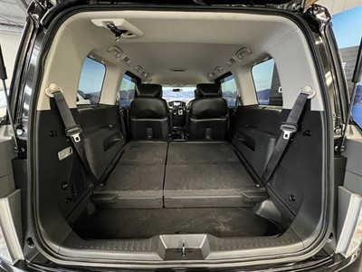 2018 Nissan Elgrand - Thumbnail