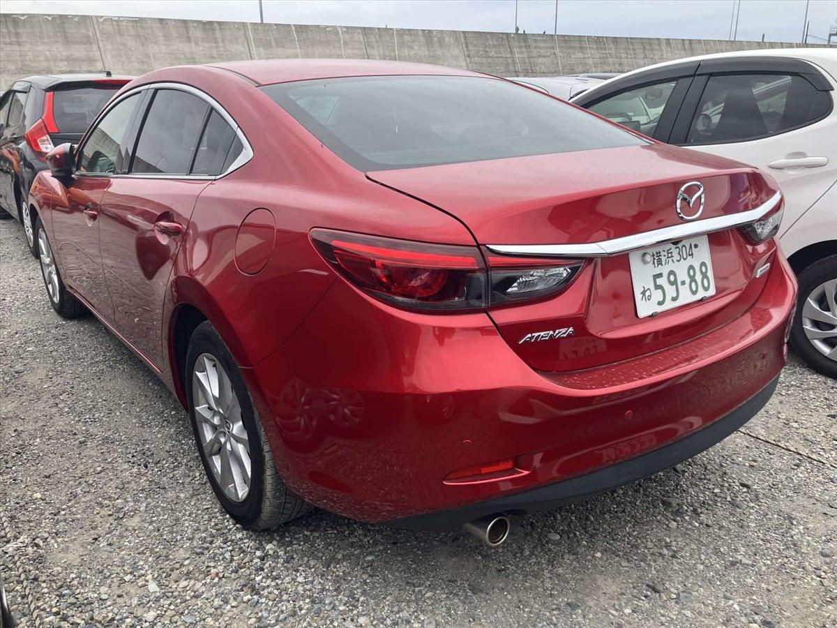 2017 Mazda Atenza