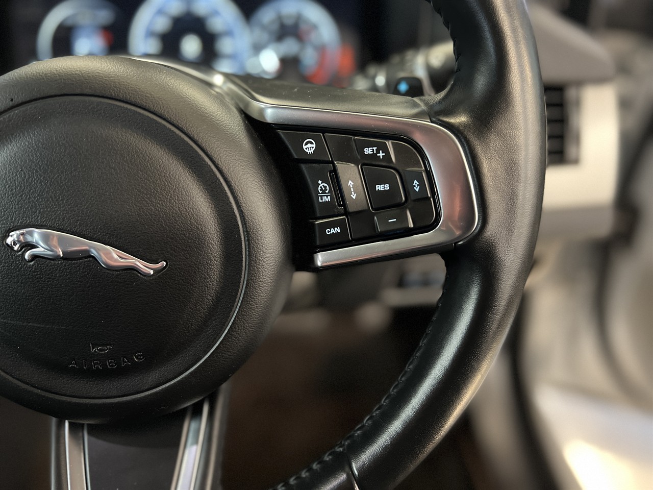 2019 Jaguar XF