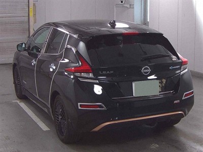 2024 Nissan Leaf - Thumbnail