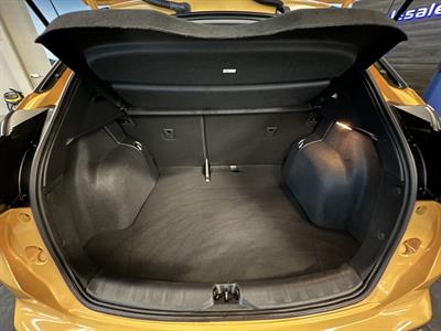2022 Nissan Kicks - Thumbnail
