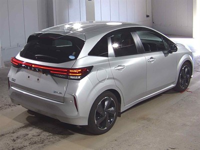 2021 Nissan Aura - Thumbnail