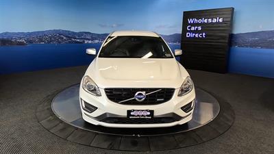 2015 Volvo XC60 - Thumbnail