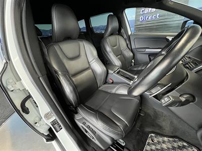 2015 Volvo XC60 - Thumbnail