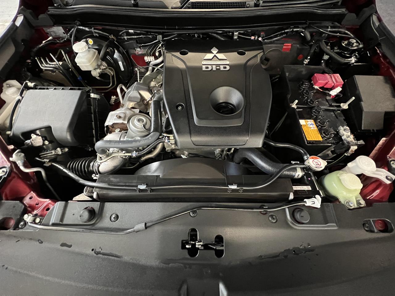2023 Mitsubishi Pajero Sport