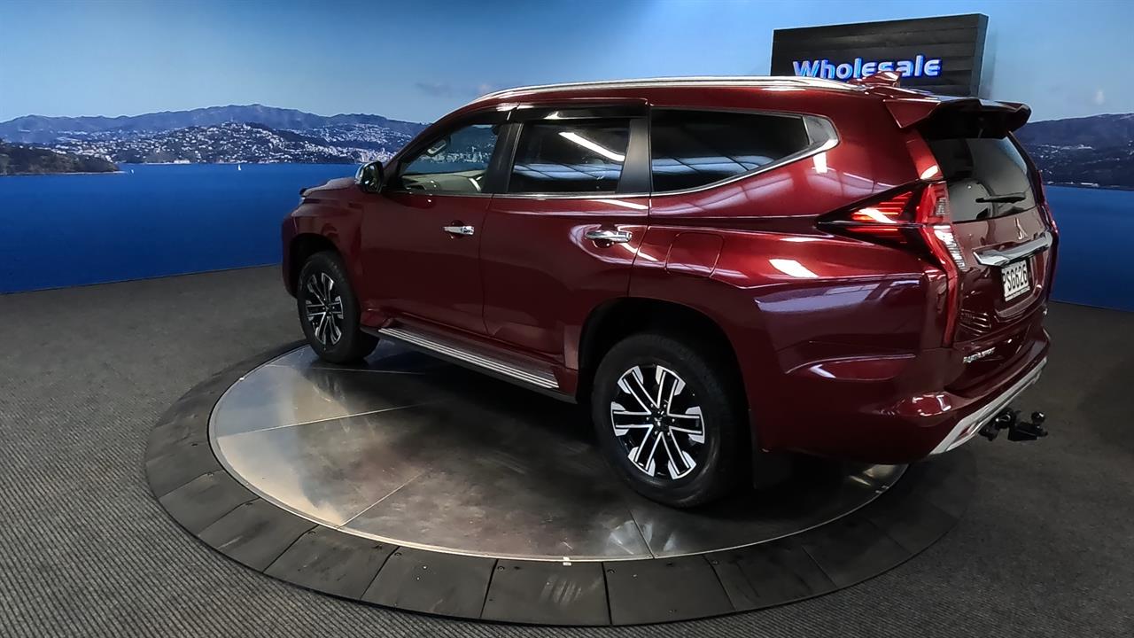 2023 Mitsubishi Pajero Sport