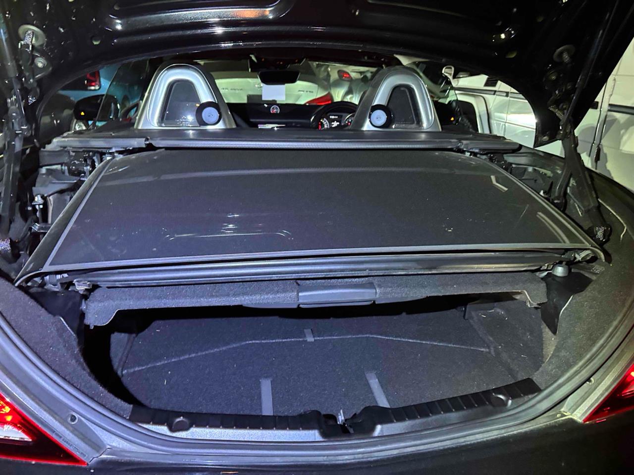 2017 Mercedes-Benz SLC 200