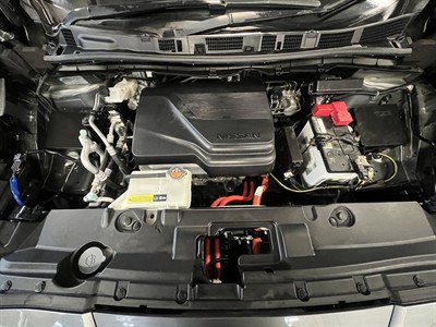 2021 Nissan Leaf - Thumbnail