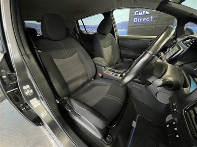 2021 Nissan Leaf - Thumbnail