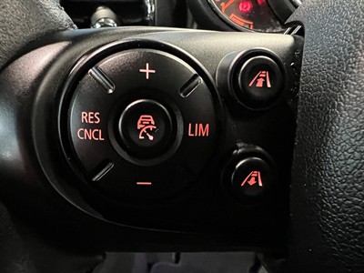 2018 Mini Clubman - Thumbnail