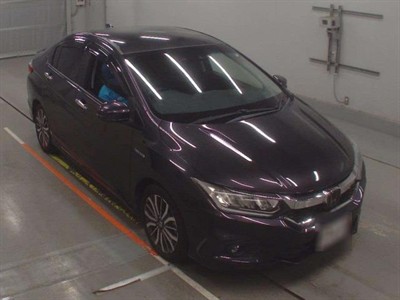 2017 Honda Grace - Thumbnail