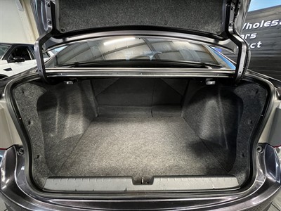 2017 Honda Grace - Thumbnail