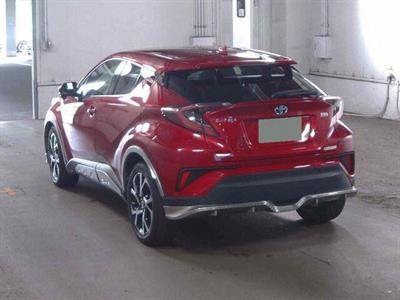 2017 Toyota C-HR - Thumbnail