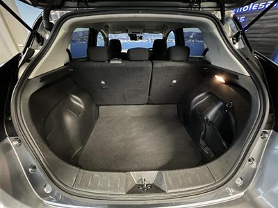 2019 Nissan Leaf - Thumbnail