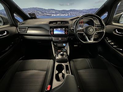 2019 Nissan Leaf - Thumbnail