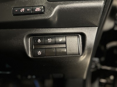 2021 Nissan Leaf - Thumbnail