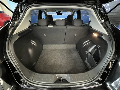 2021 Nissan Leaf - Thumbnail