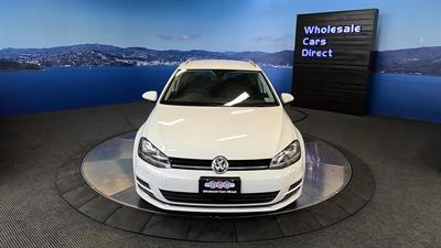 2017 Volkswagen Golf - Thumbnail