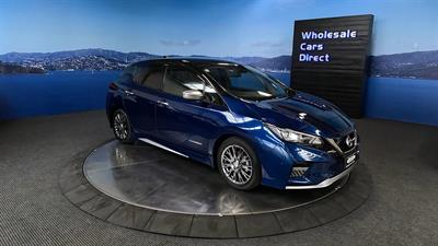 2020 Nissan Leaf - Thumbnail