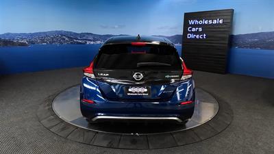 2020 Nissan Leaf - Thumbnail