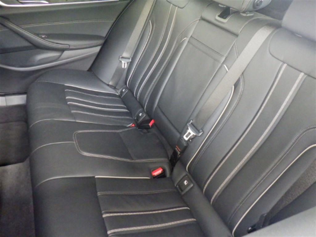 2019 BMW 530i