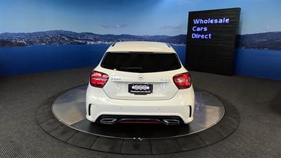2015 Mercedes-Benz A 250 - Thumbnail