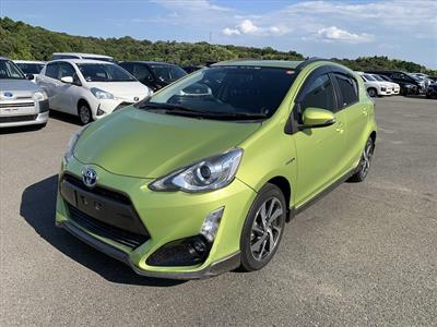 2015 Toyota Aqua - Thumbnail