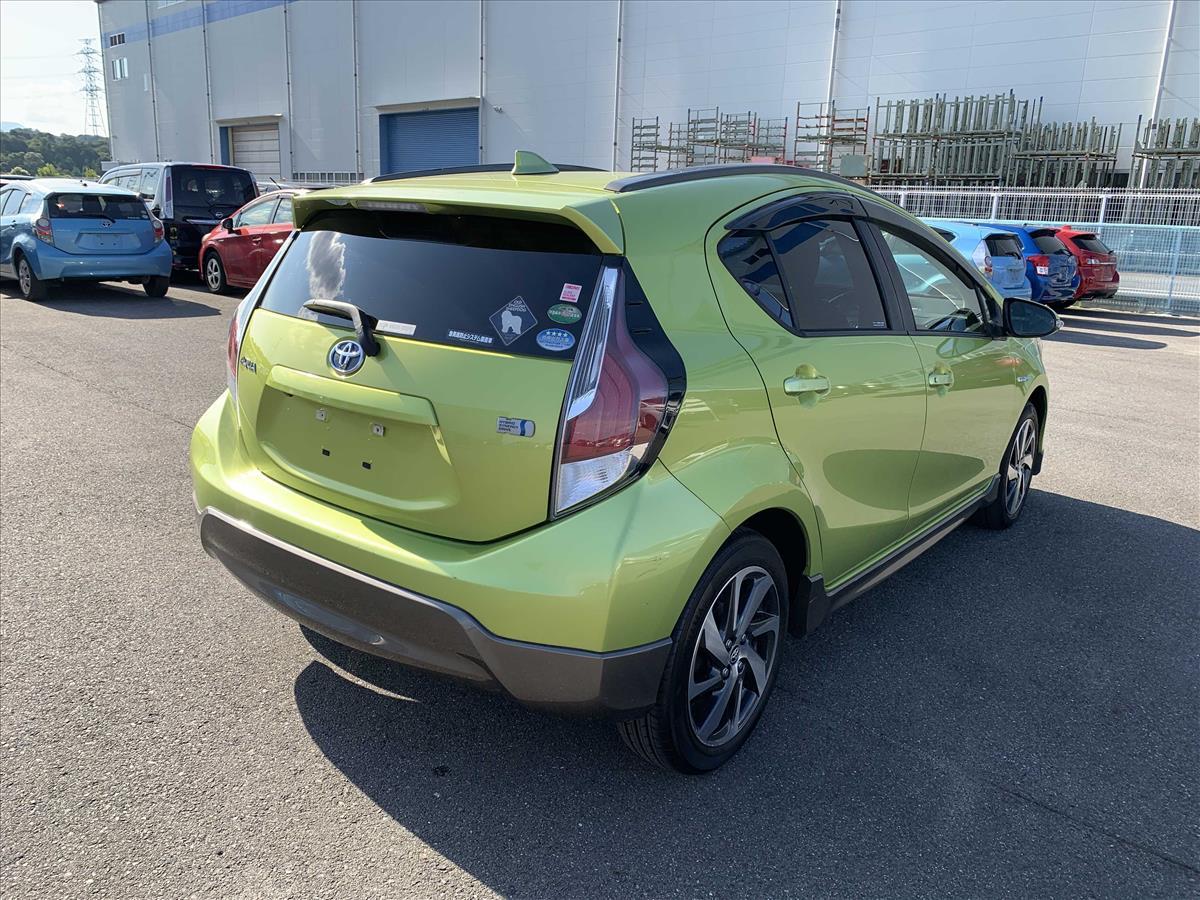 2015 Toyota Aqua
