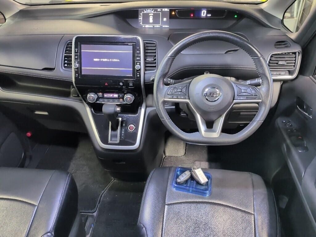 2018 Nissan Serena 
