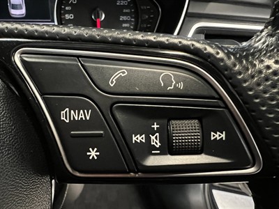 2017 Audi A4 - Thumbnail