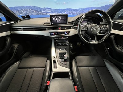 2017 Audi A4 - Thumbnail