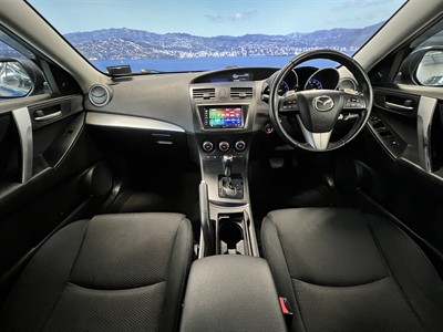 2011 Mazda Axela - Thumbnail