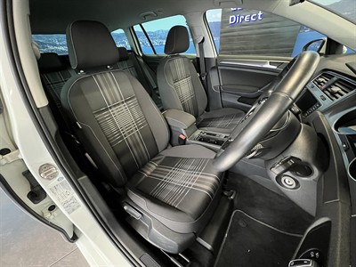2015 Volkswagen Golf - Thumbnail