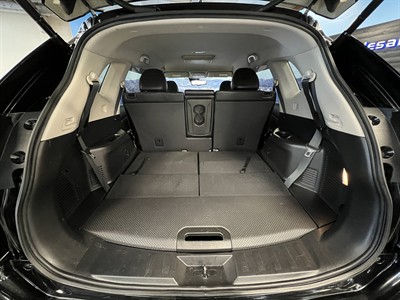 2017 Nissan X-Trail - Thumbnail