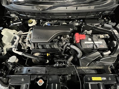 2017 Nissan X-Trail - Thumbnail