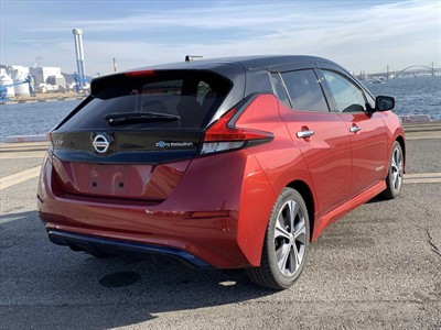 2018 Nissan Leaf - Thumbnail