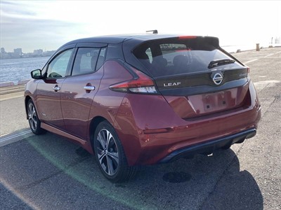 2018 Nissan Leaf - Thumbnail