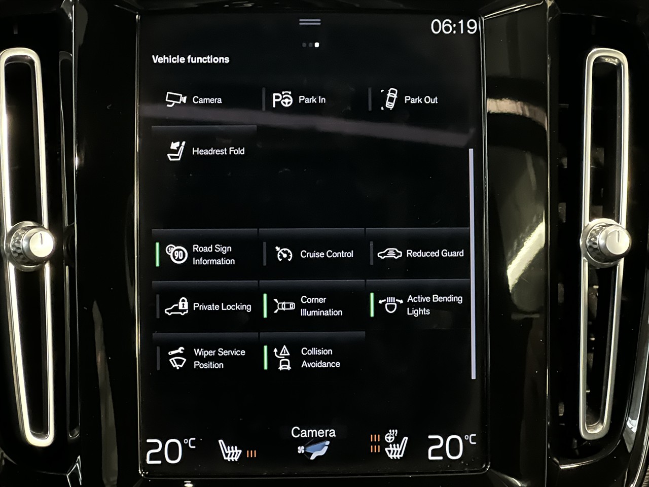 2021 Volvo XC40