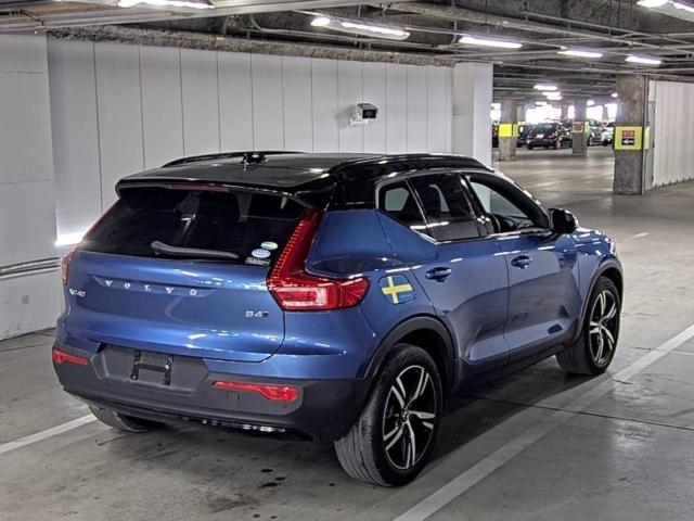 2021 Volvo XC40