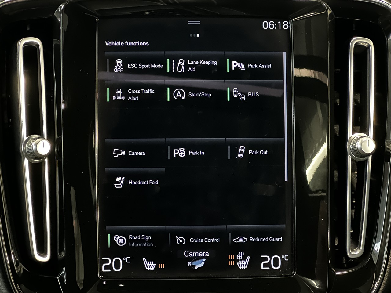 2021 Volvo XC40