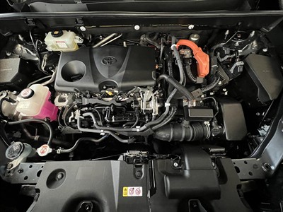 2020 Toyota RAV4 - Thumbnail